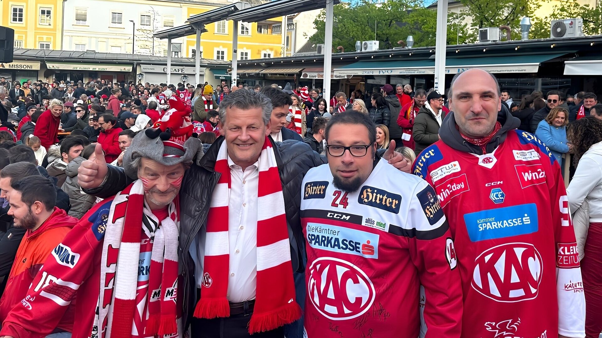 KAC-Fans können auch dieses Jahr wieder gemeinsam am Benediktinermarkt die Rotjacken anfeuern. Foto: Büro Bürgermeister